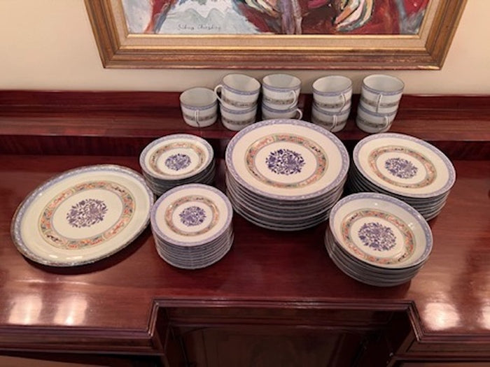 Raynaud Limoges France 'Modele Puiforcat' Kan Sou Choice Dinnerware Set- Service for 9