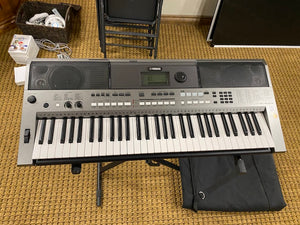 Yamaha PSR-E443 Keyboard + Stand