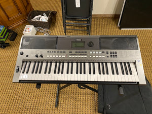 Yamaha PSR-E443 Keyboard + Stand
