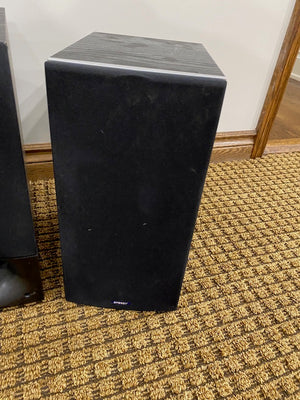 Energy connoisseur series c-3 sepeakers + Subwoofer