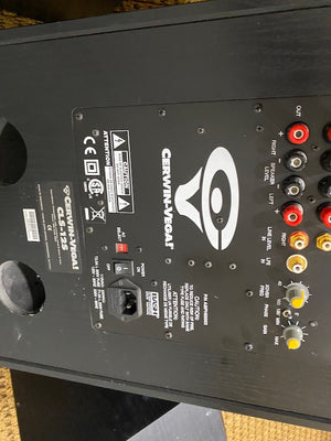 2 Cerwin-Vega! CLSC-6 Speakers + Cerwin-Vega! CLS-12S Centre Speaker