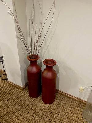 2 Red Vases