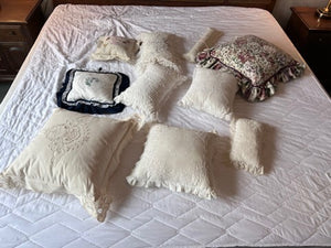 Fine Accent Pillow Lot