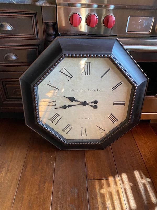 Clevedon Clock Co. Battery Powered Decor Clock