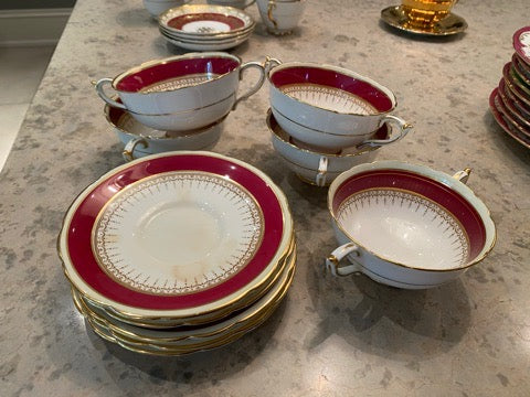Paragon Fine Bone China , 'Athene 286'- 5 Soup Bowls & Saucers