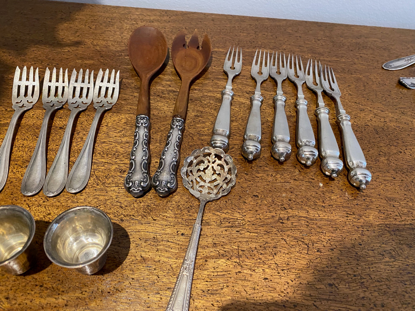 Places that buy deals antique silverware near me