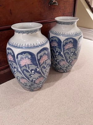 2 Porcelain Vases