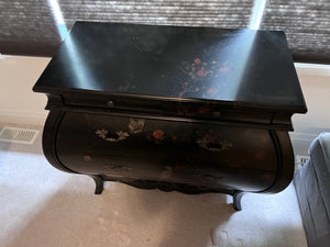 Bombay Company Black Painted Tub Chest