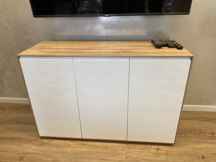 DRAKE 3-door sideboard from Structube