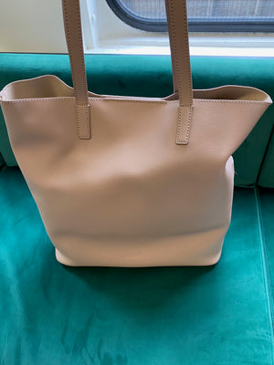 Away The Longitude Tote in Pink Leather (BRAND NEW)