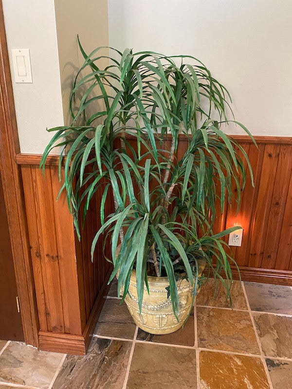 Indoor Artificial Planter, Plastic Planter