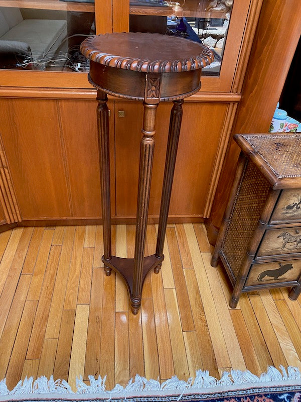 Wood Pedestal Stand