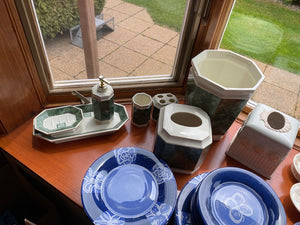 Croscill 7 Piece Bathroom Accessories Lot