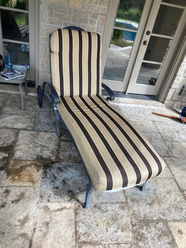 Outdoor Patio Lounge Chair, Sunbrella Cushions (*1 Available)