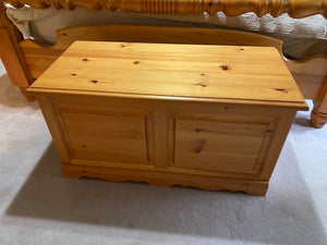 Pine Wood Chest/Trunk