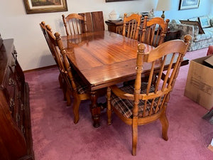 "Singer Furniture" Solid Wood Dining Table + 6 Chairs