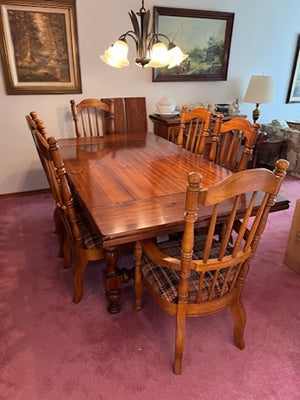 "Singer Furniture" Solid Wood Dining Table + 6 Chairs
