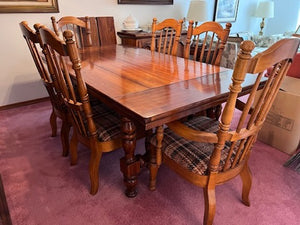 "Singer Furniture" Solid Wood Dining Table + 6 Chairs