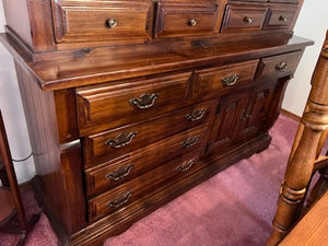 "Virginia House" Hutch/China Cabinet