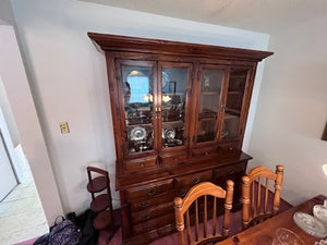 "Virginia House" Hutch/China Cabinet