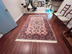100% Wool Rug- 8ft x 5.5ft