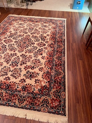 100% Wool Rug- 8ft x 5.5ft
