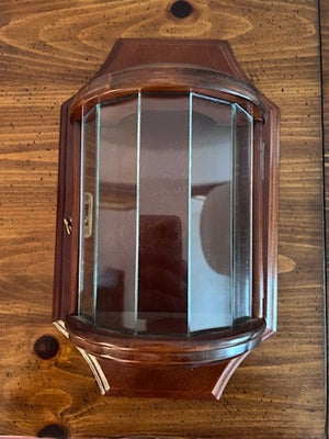 Bombay Small Wall Mounted Display Shelf