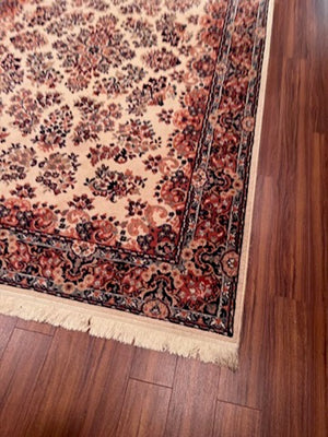 100% Wool Rug- 8ft x 5.5ft