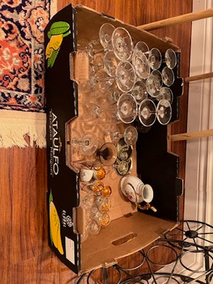 Box of Miscellaneous Glassware
