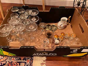 Box of Miscellaneous Glassware