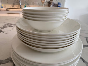 Royal Worcester Serendipity Dinnerware Lot