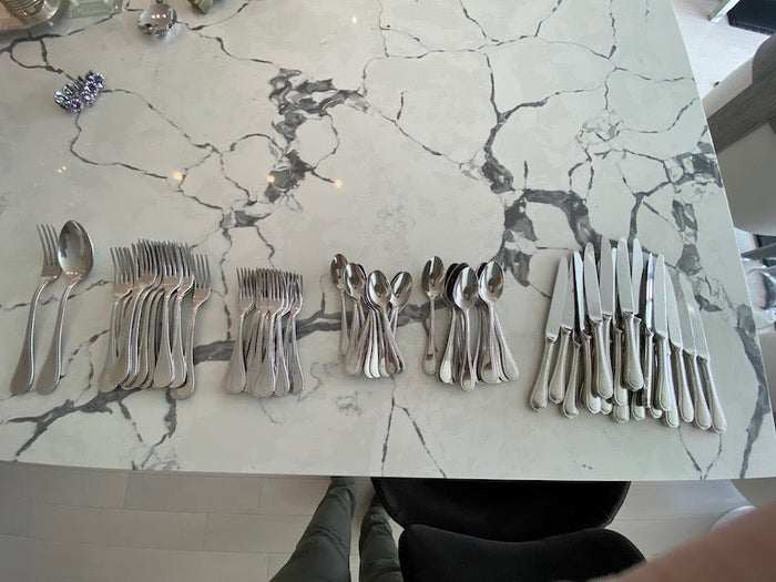 Guy Degrenne 'Milady' Stainless Steel Flatware Set (92 Pieces)
