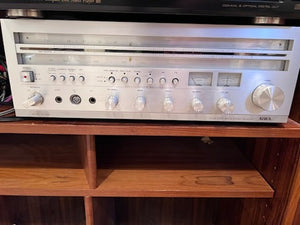 Vintage Aiwa Model AX-7500 Solid State AM/FM Stereo Receiver
