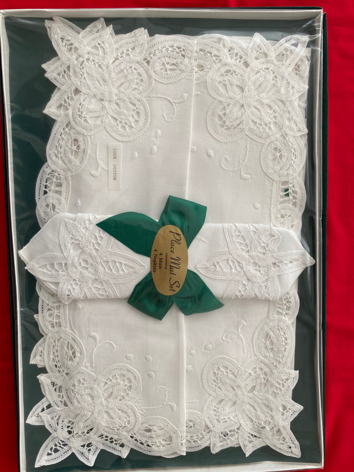 BRAND NEW- 100% Cotton hand embroidered placemat set — 4 placemats & 4 matching napkins