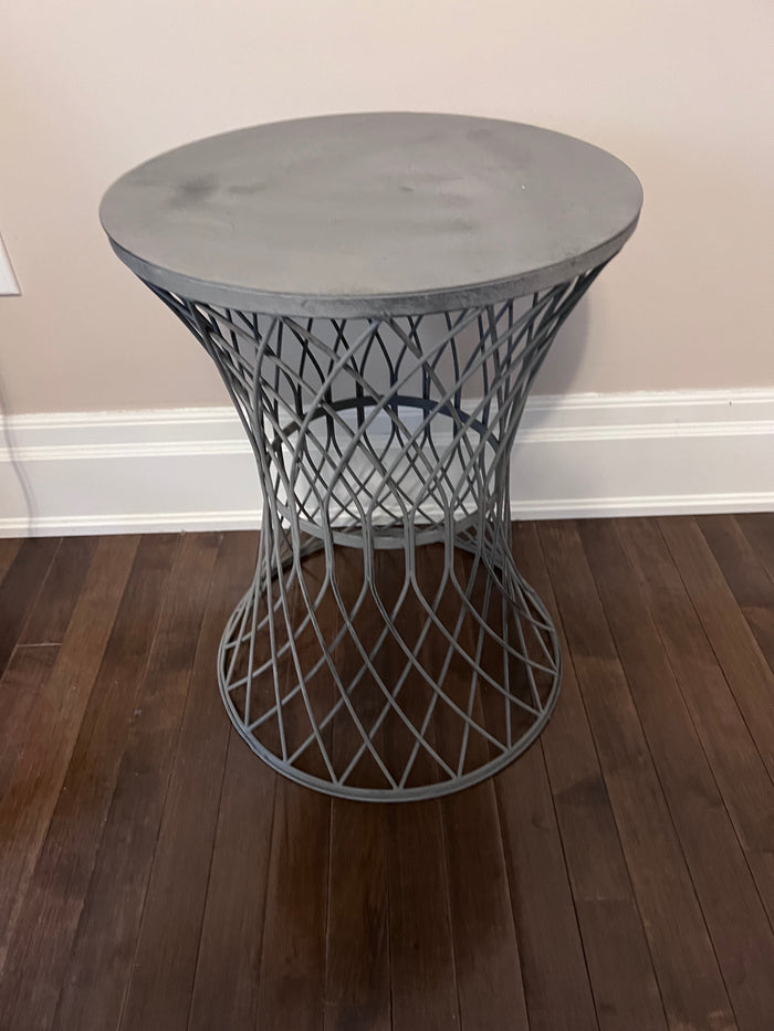 Accent Table