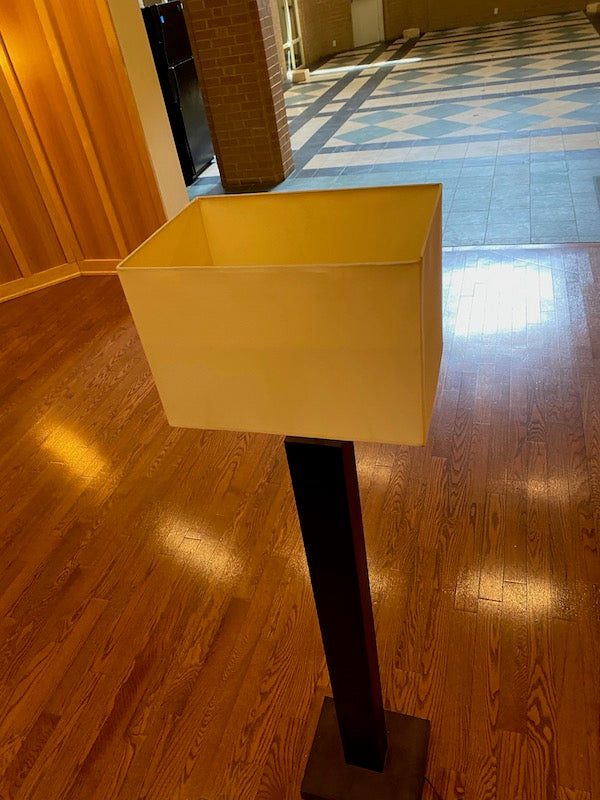 Floor Lamp- Thin, Metal