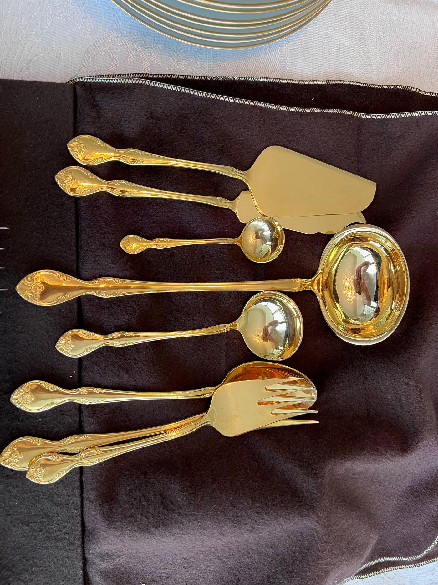 SOLINGEN 23/24 KARAT GOLD HARTVERGOLDET, Planeta 18/10 Flatware Set- S