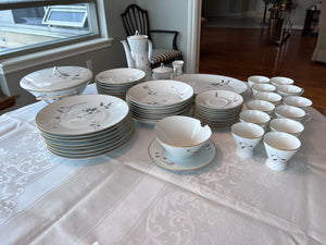 1950s Raymond Loewy Quince Pattern Dinnerware Set by Rosenthal Germany