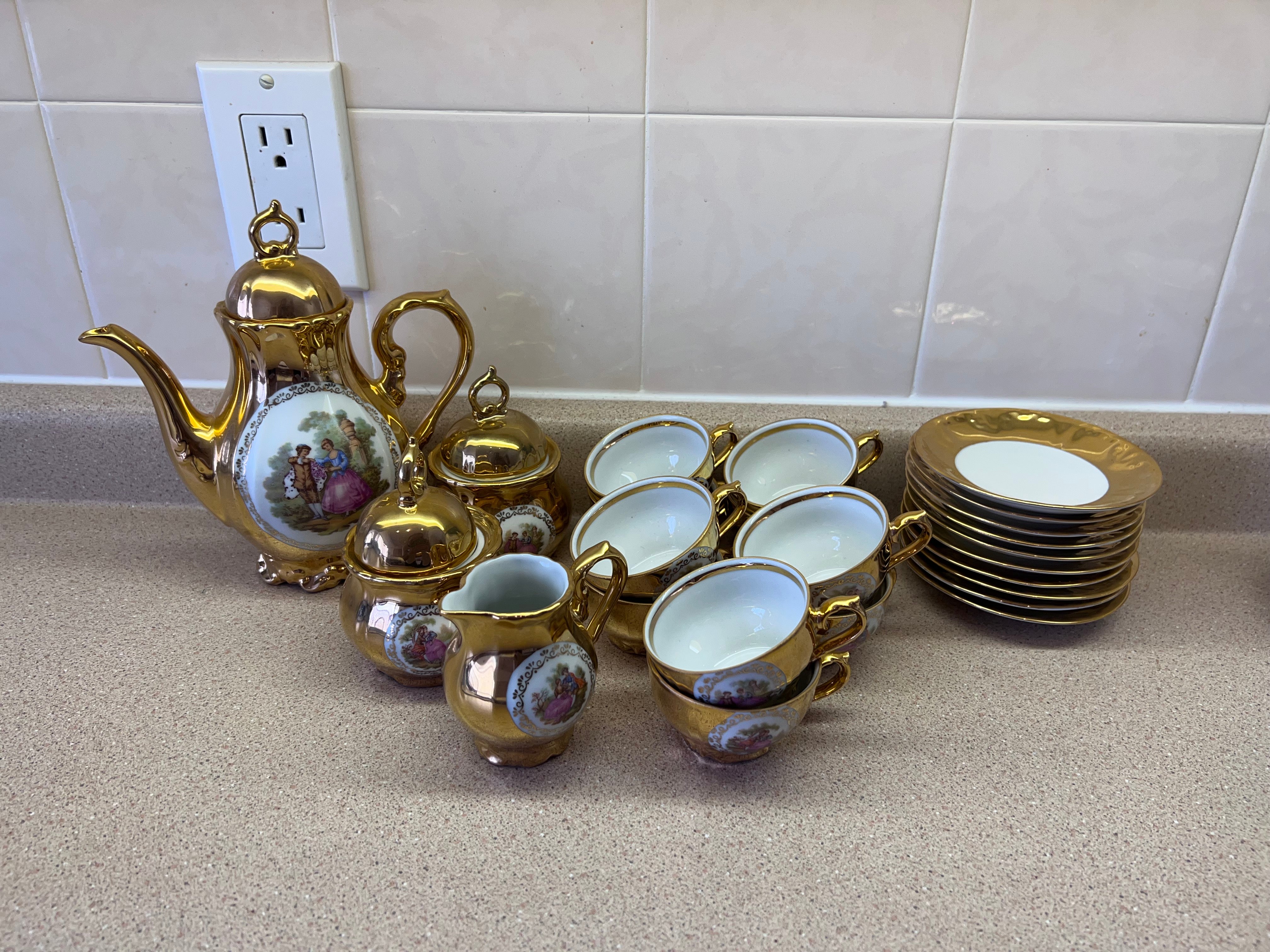 Wunsiedel Bavaria Germany Handarbeit 22 Karat Gold Tea Set – Sell