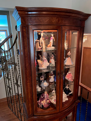 Burled Wood Curio Cabinet with Interior Light