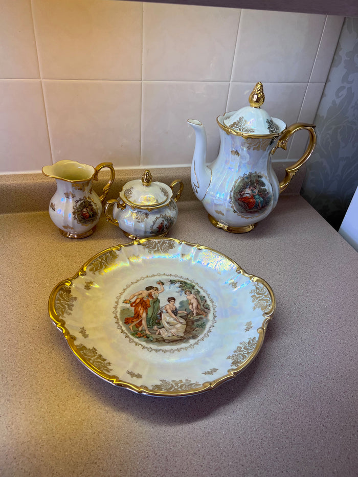 L'Amour Porcelain Made in East Germany Lot