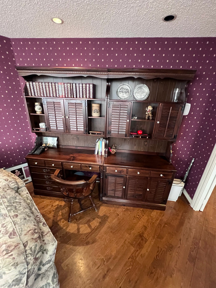 Ethan Allen 2 Piece Office Unit + Chair