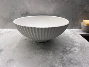 *BRAND NEW West Elm Ceramic Centrepiece Bowl (*Retail value $117)