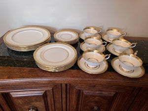 Aynsley 'Helen Ivory' 8221 Set- Service for 6 (30 Pieces)