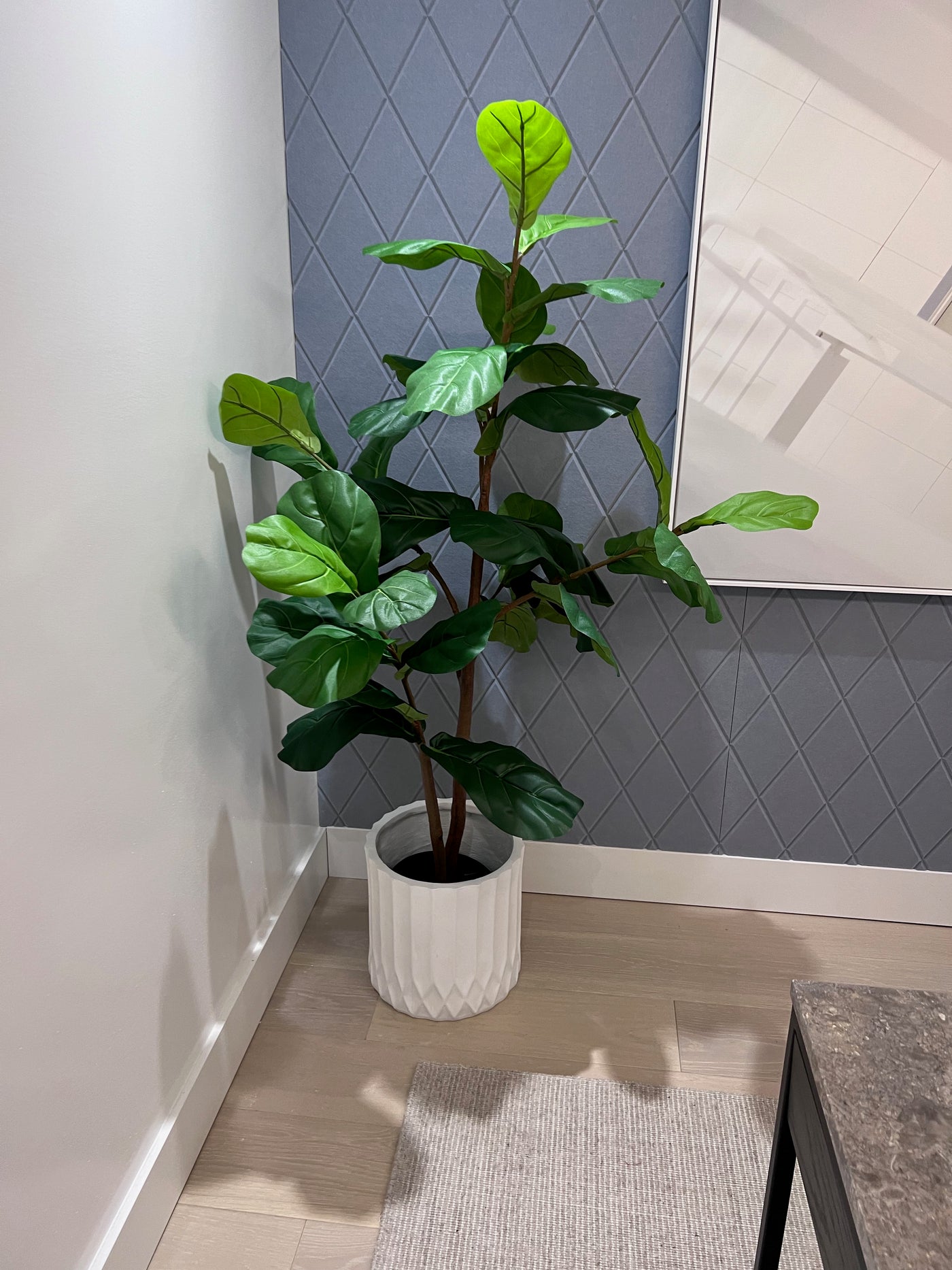pottery barn faux fiddle leaf fig Pottery Barn Faux Potted Fiddle Leaf Fig Tree (*Retail value $400) – Sell My Stuff Canada