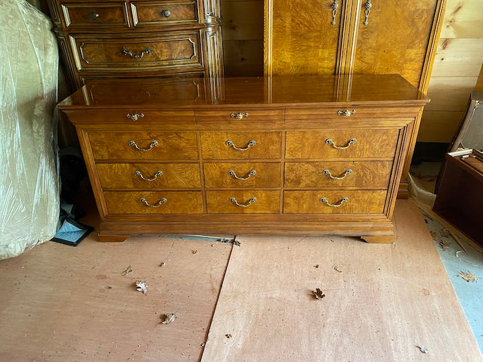 Thomasville Burled Wood Charles X Style Dresser