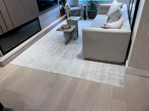 *BRAND NEW Renwil Rug Art RFAL-20213-810 Light Cream Fallon Rug (*Retail value $695)