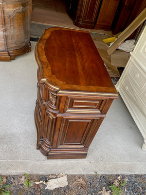 2 Drexel Heritage Casa Vita Lombardi Night Stands
