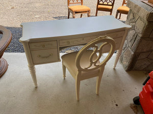 Young America by Stanley Furniture White Vanity Computer Desk + Chair