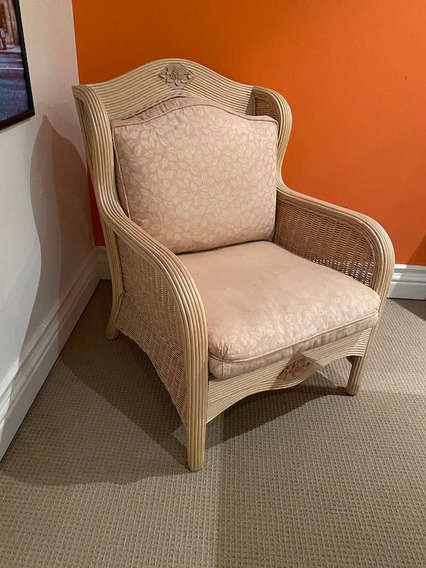 Wicker Style Armchair w/Floral Emblem & Cushions